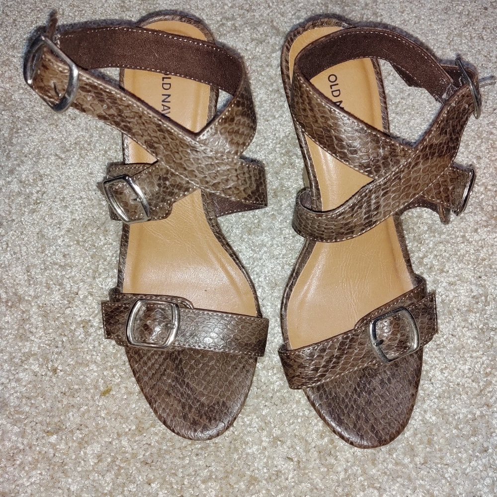 Women's heels size 7